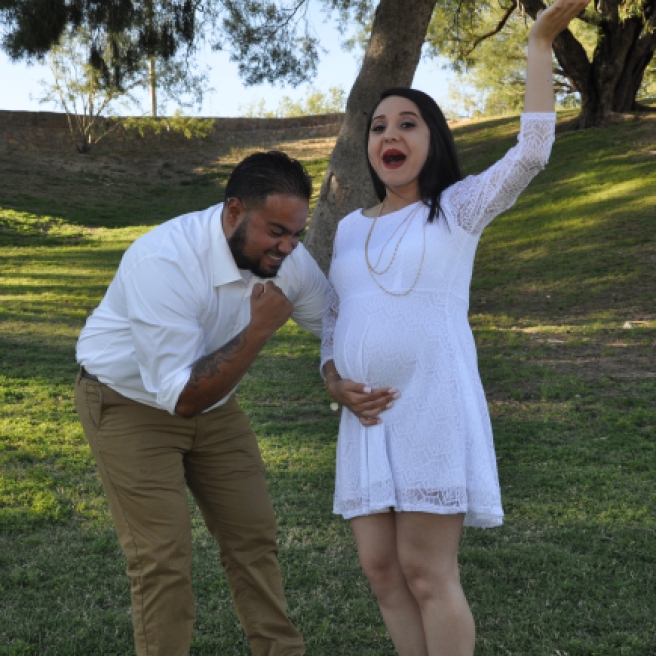 Oscar Gracia and Margarita Ibarra, Sunday, April 30, 2017, at memorial park posing for maternity pictures.